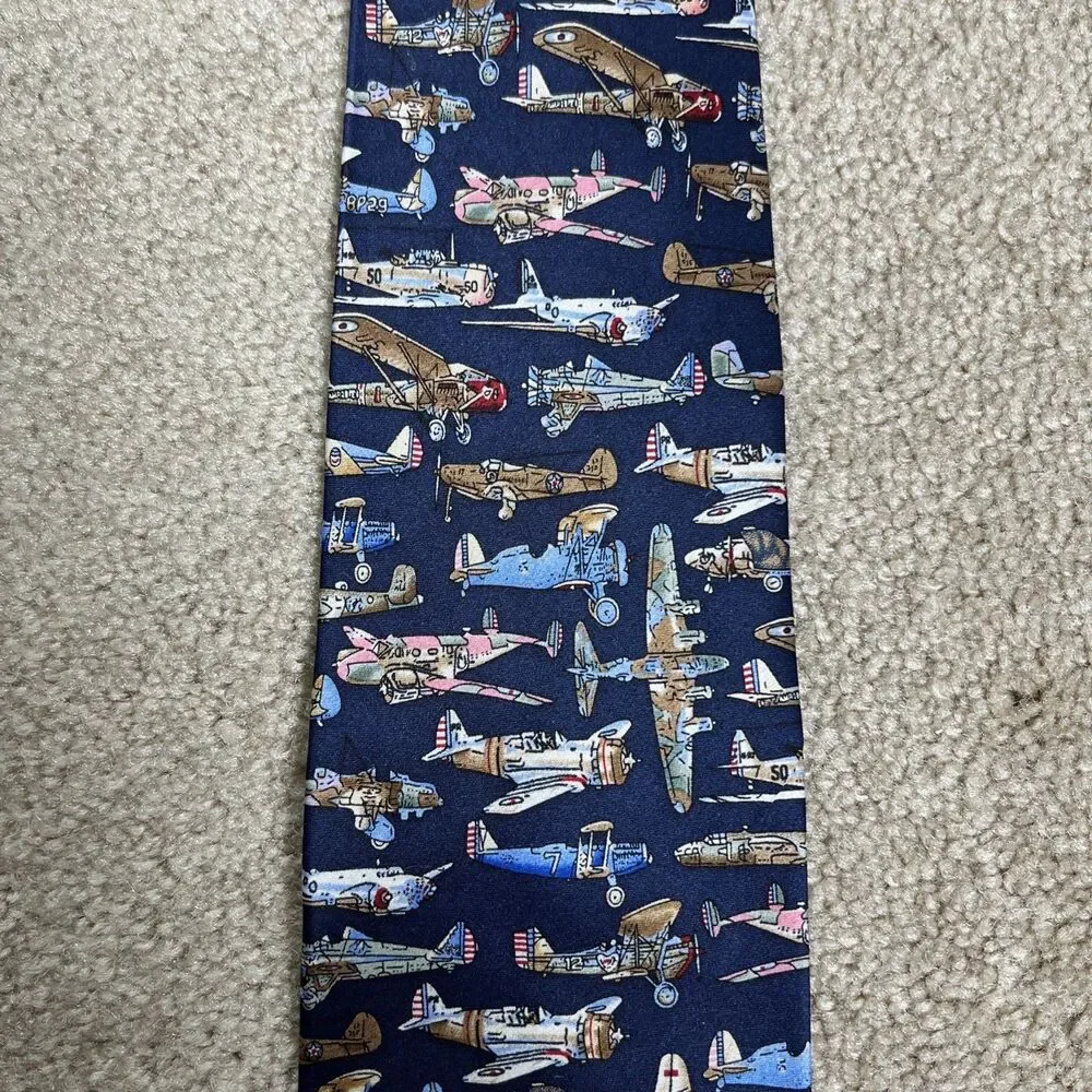 NWT Airplane Tie 100% Silk World‎ War II Navy Museum Artifacts Tie